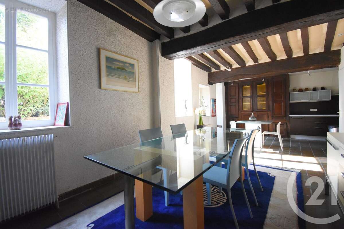 Maison 147 m² à Cusset  - photo 4
