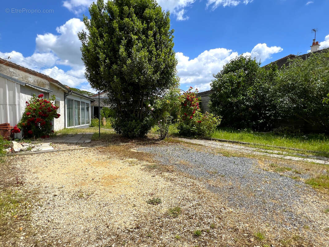 Maison à CHATELLERAULT