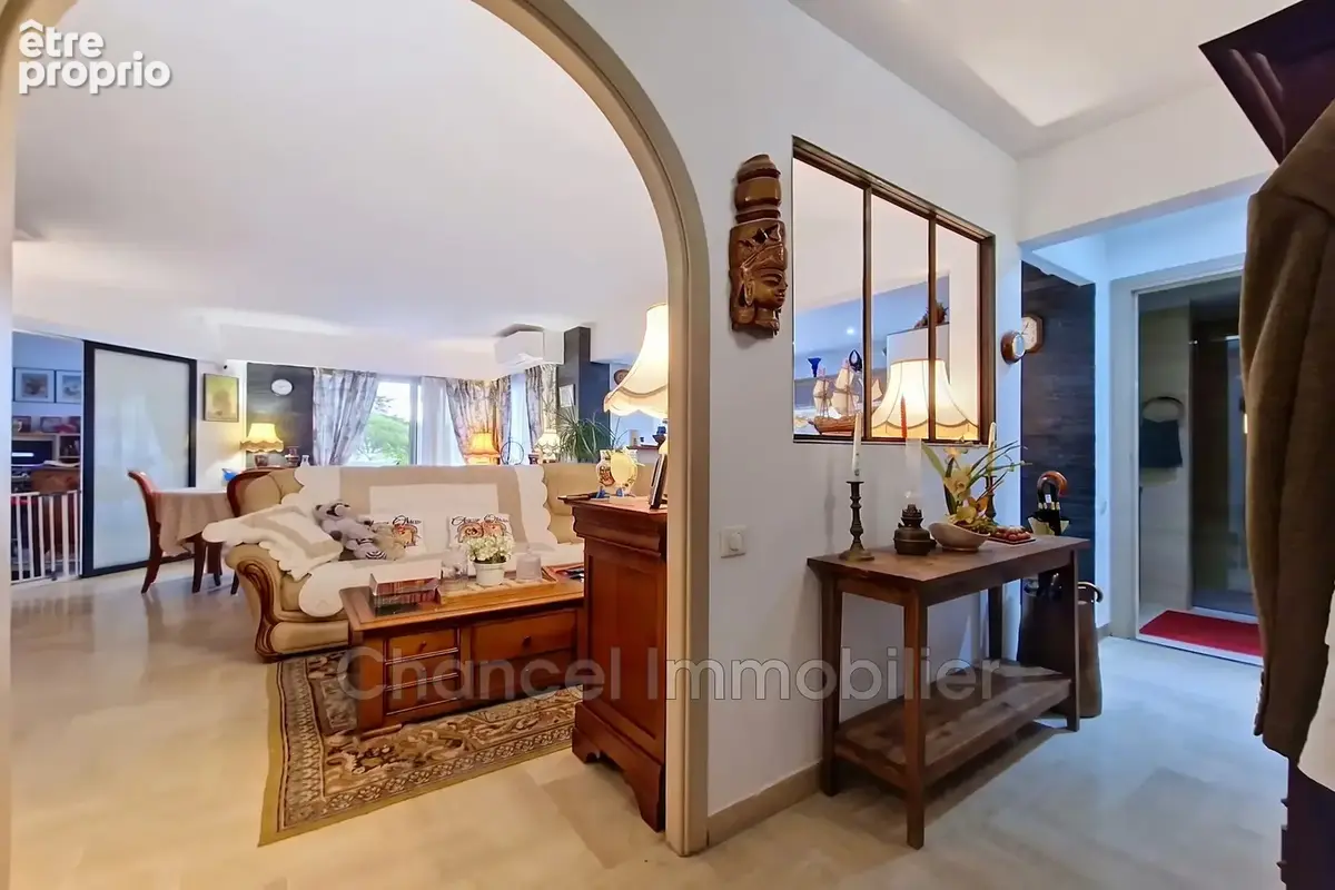 Appartement 3 pièces 84 m² à vendre à Antibes (06600) - photo 8