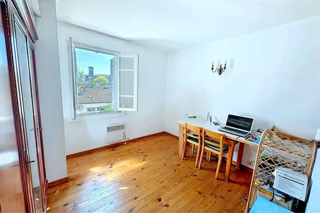 Maison à SORGUES