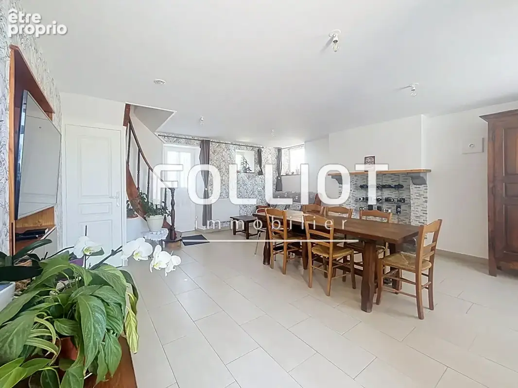 À vendre 50660 hyenville maison en pierre de 115 m² avec vie de plain-pied 4 chambres ! - photo 4