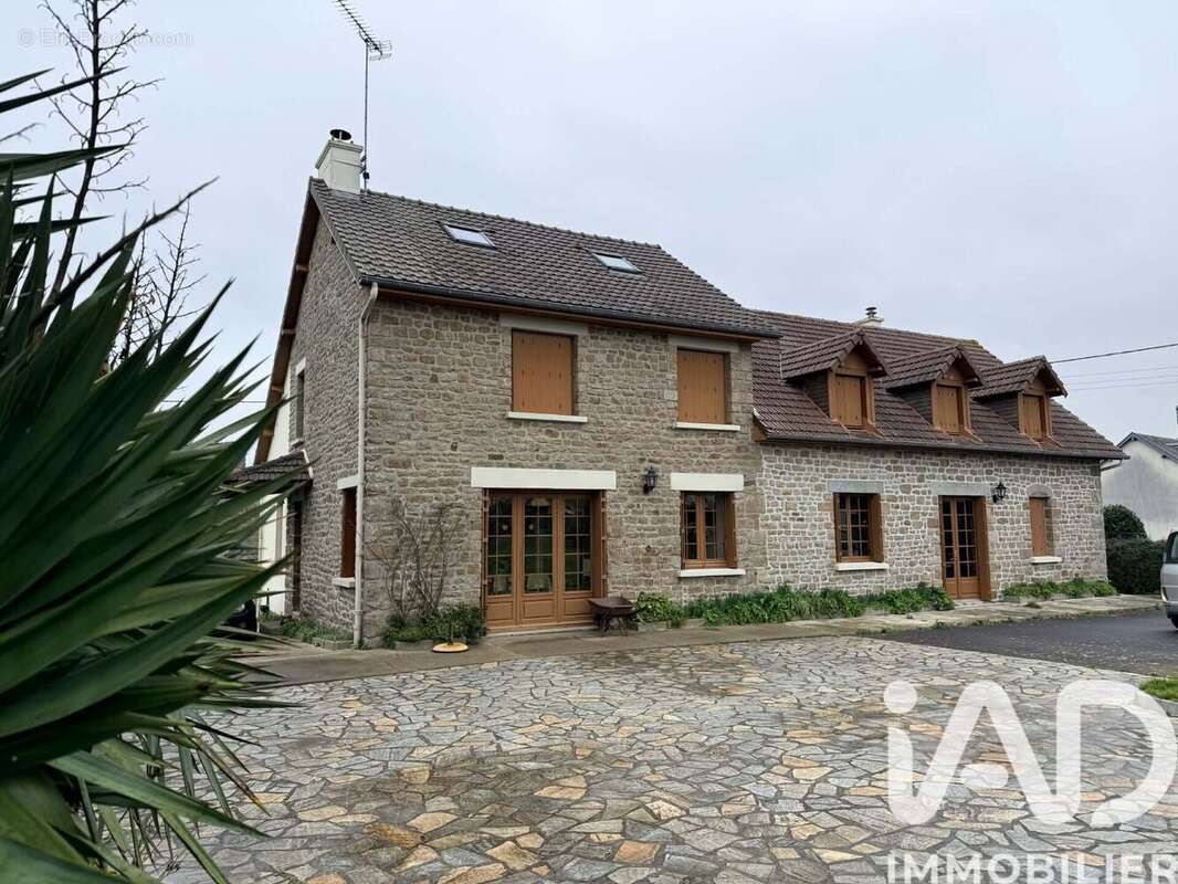 Photo 4 - Maison à ISIGNY-LE-BUAT