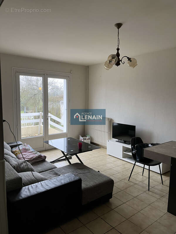 Maison à LA MEILLERAIE-TILLAY