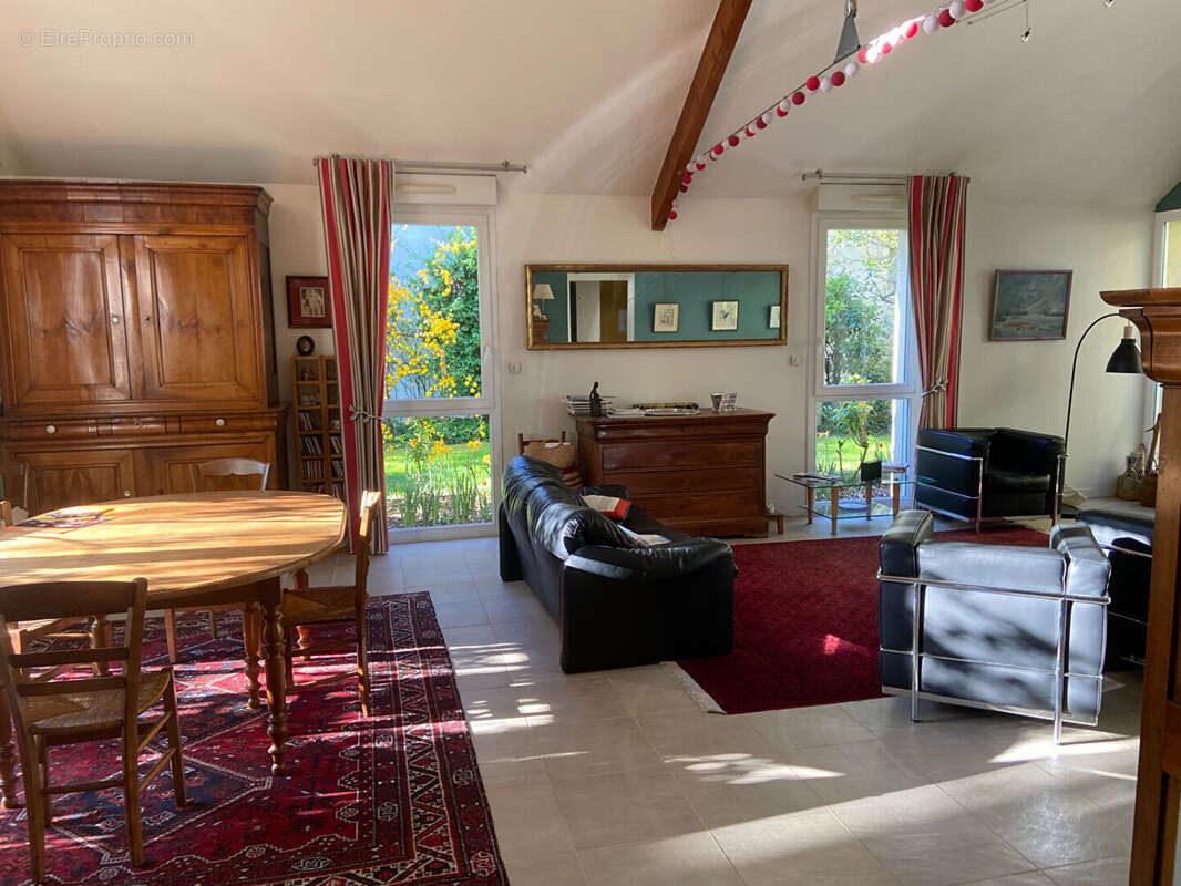 Maison à VERNOU-SUR-BRENNE