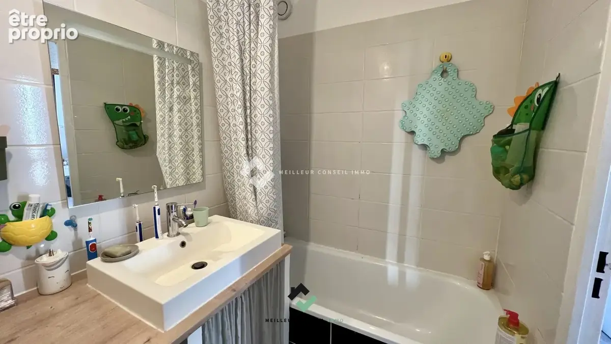 Appartement 3 pièces 64 m² à vendre à Creteil (94000) - photo 9
