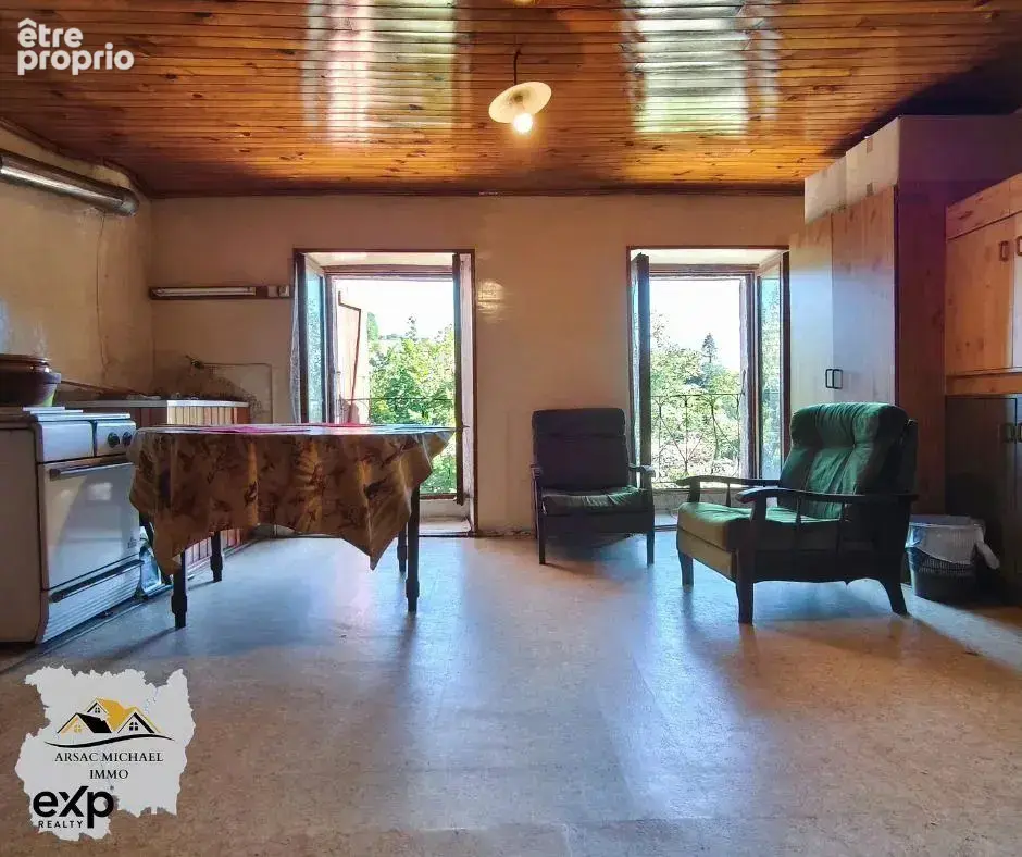 Maison 110 m² à Pradelles  - photo 7