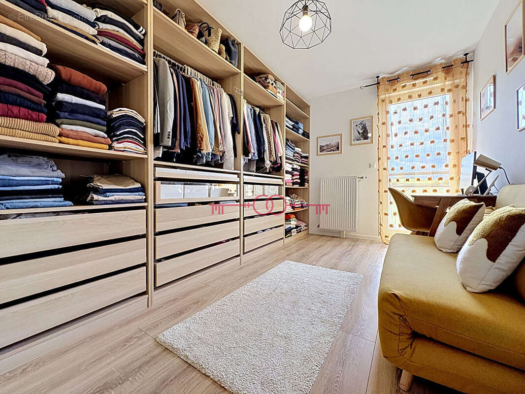 En exclusivite - a vendre maison  4 chambres jardin et garage - photo 8