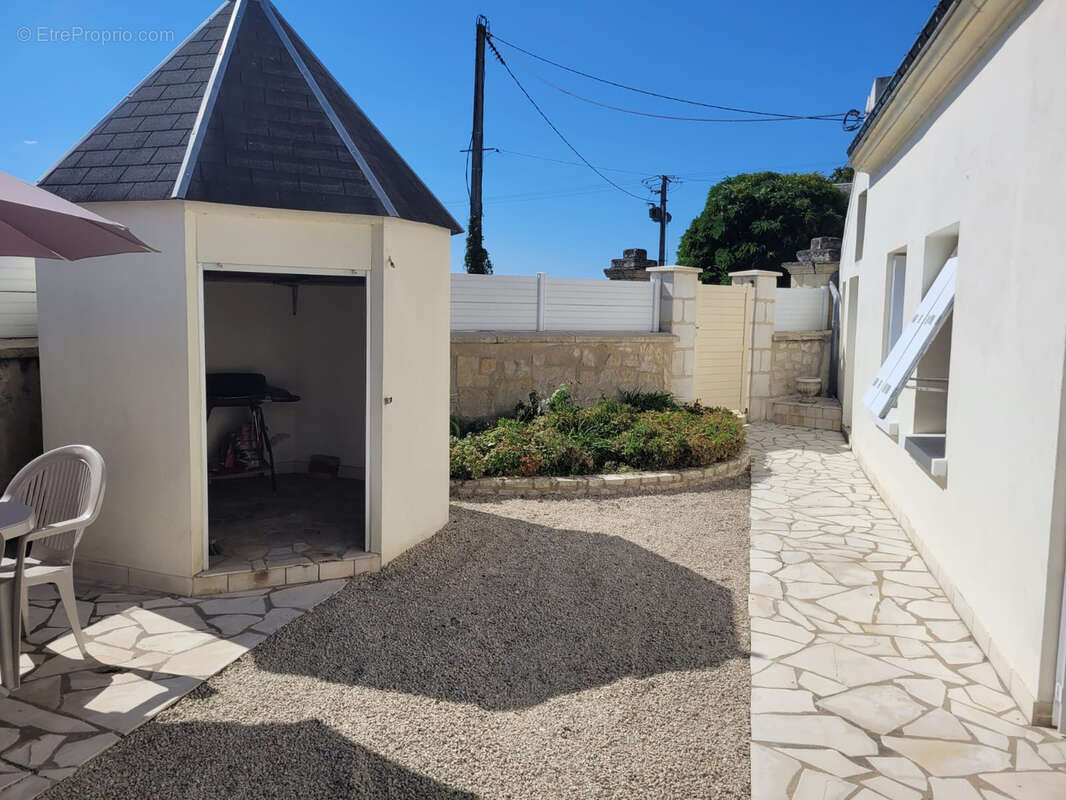 Maison à CINQ-MARS-LA-PILE