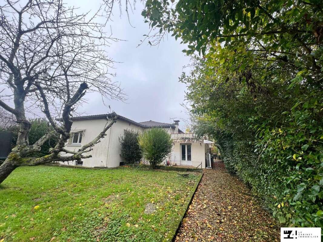 Maison à MONTSAUNES