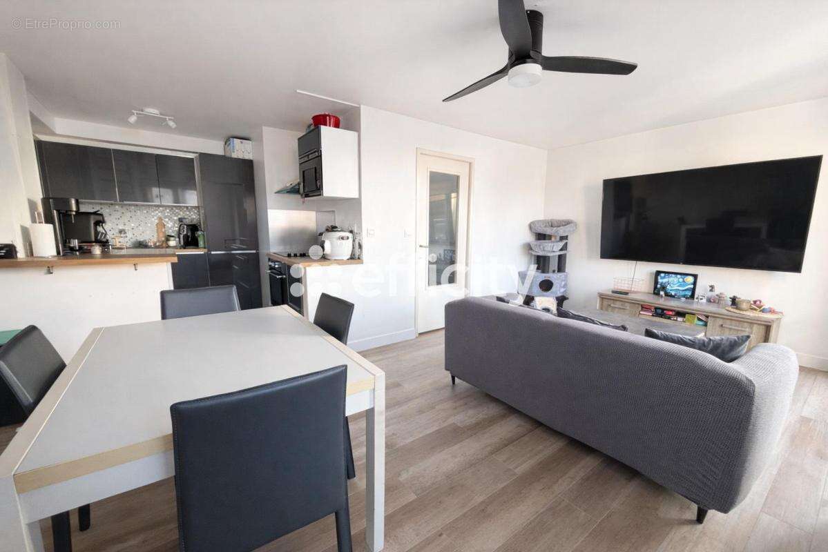 Appartement à MARCQ-EN-BAROEUL