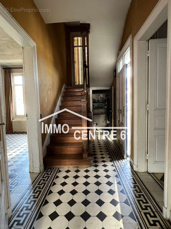 Maison à LA FERTE-MACE