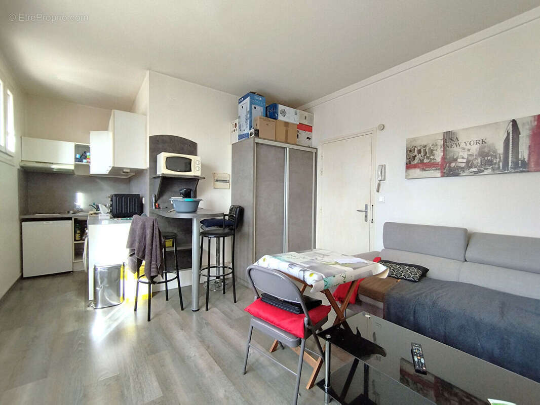 Immeuble de rapport proche gare TGV à Saint Pierre Des Corps 6 appartements loués - photo 7
