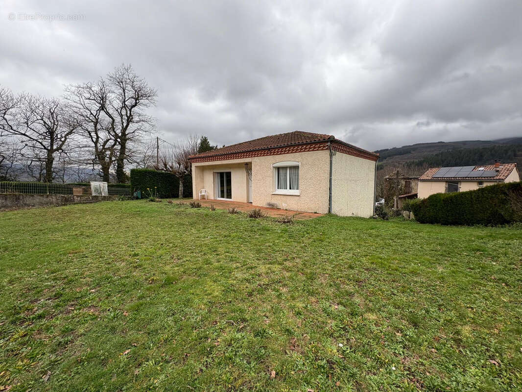 Maison à LACABAREDE