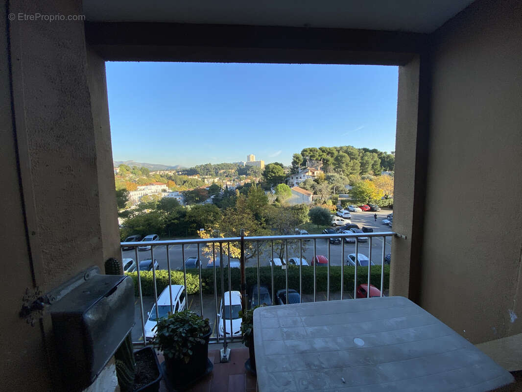 Appartement à MARSEILLE-13E