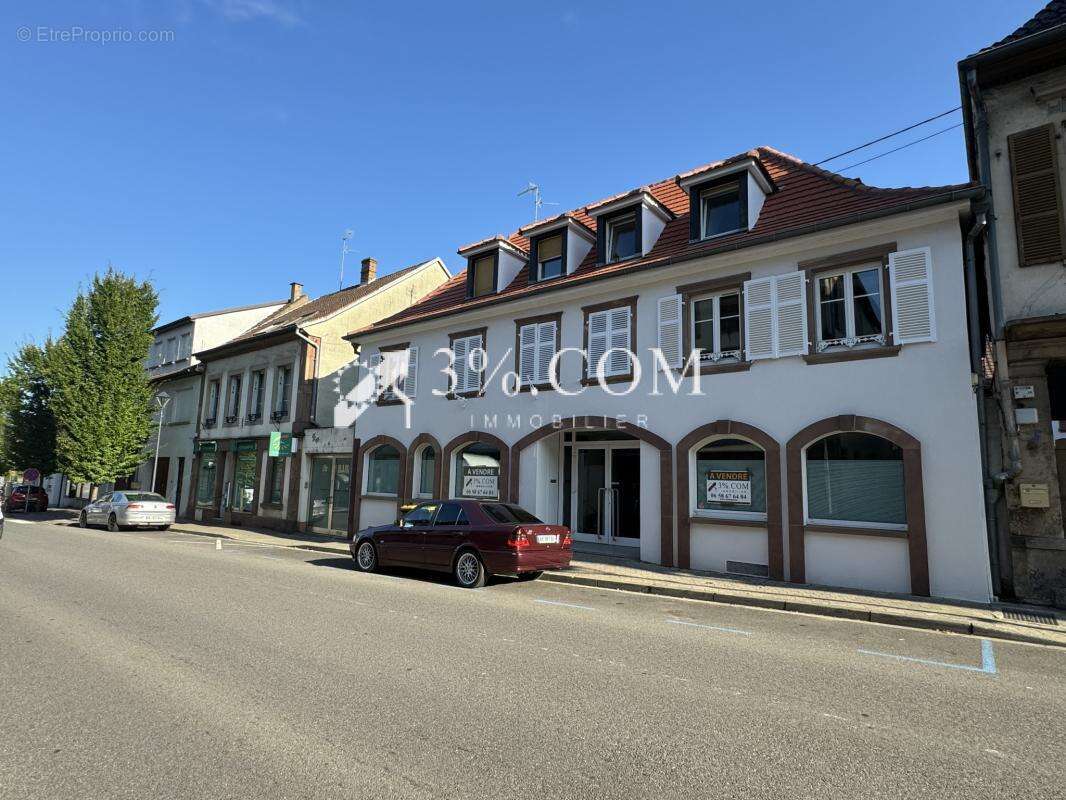 Commerce à HOCHFELDEN