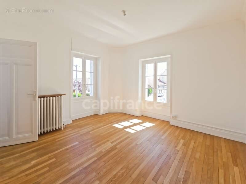 Maison de ville à vendre avec jardin et parking - photo 16