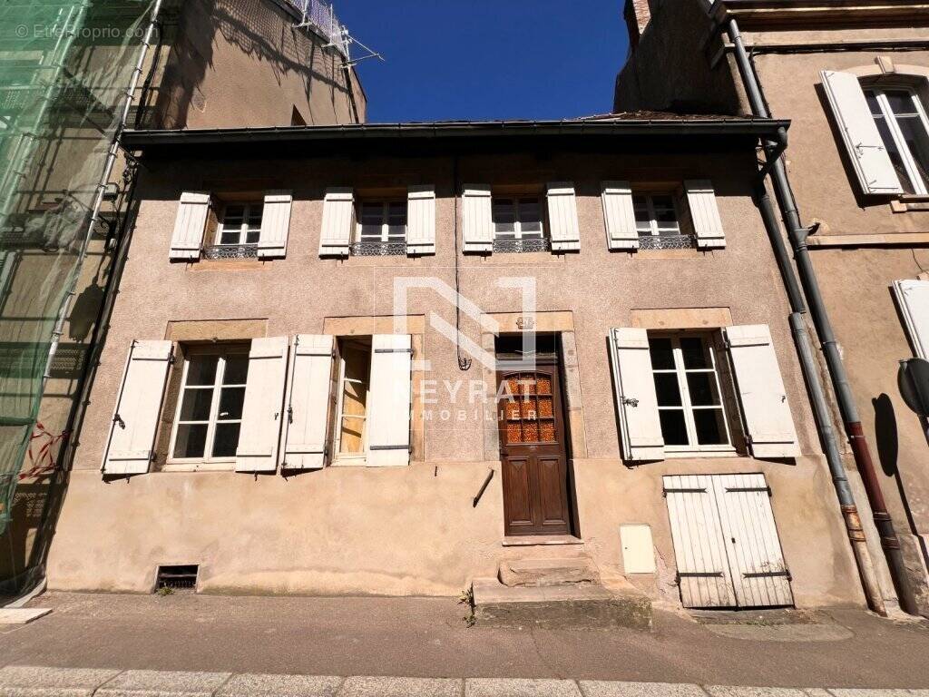 Maison à AUTUN