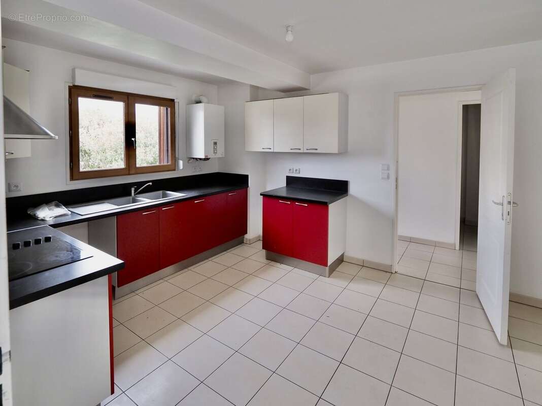 Maison à SIVRY-COURTRY