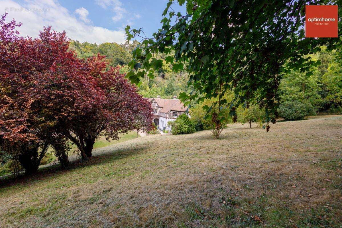 À Pont-Audemer centre – Maison bourgeoise avec parc paysager de plus de 2 hectares - photo 20