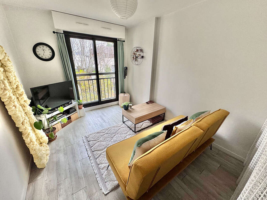 Appartement à PARIS-20E