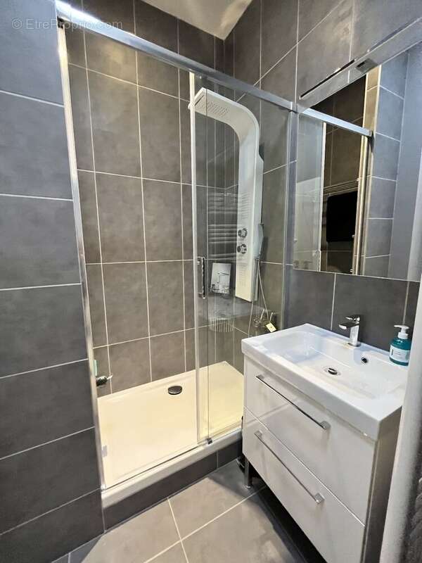 Appartement à GANGES