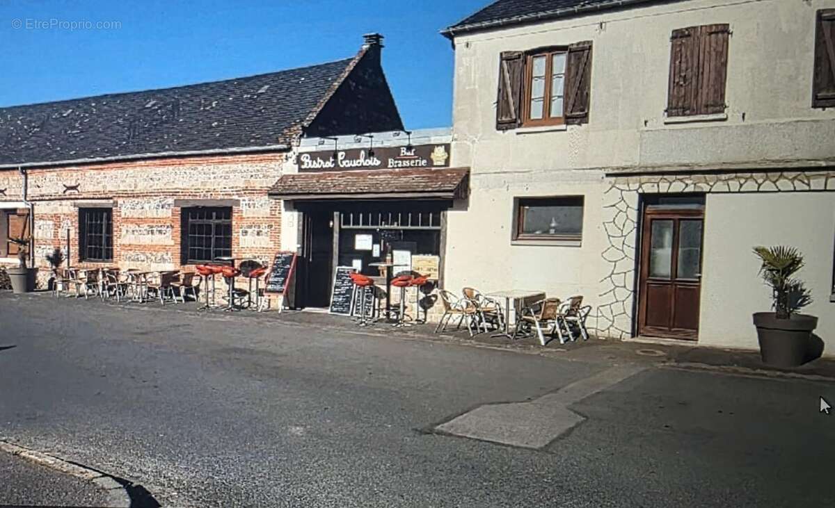 280 m² à Sotteville-Sur-Mer  - photo 2