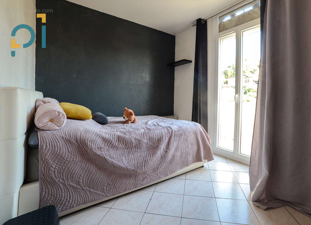 Appartement à MARSEILLE-15E