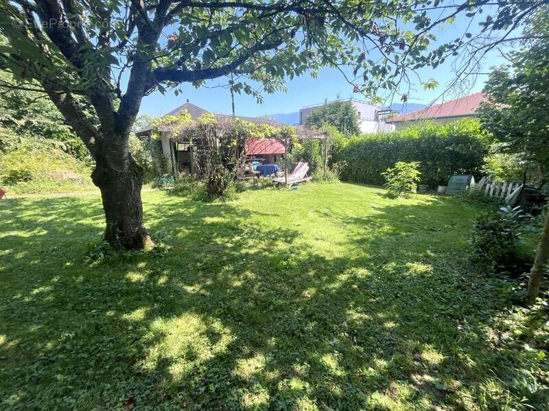 Appartement à SAINT-JORIOZ