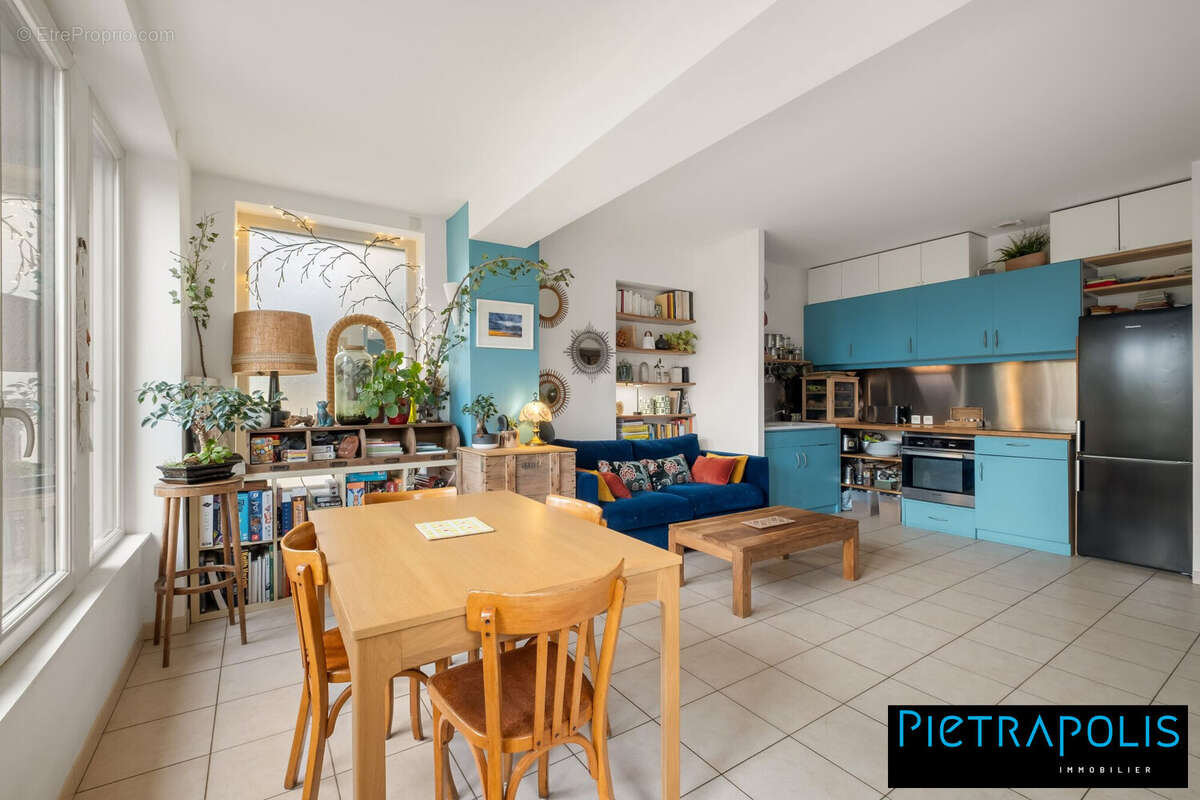 Appartement à TASSIN-LA-DEMI-LUNE