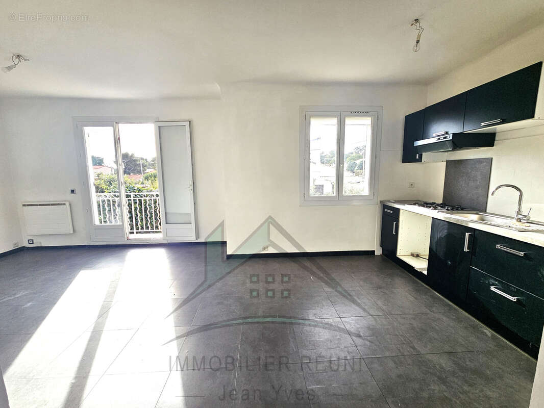 Maison à SAUSSET-LES-PINS