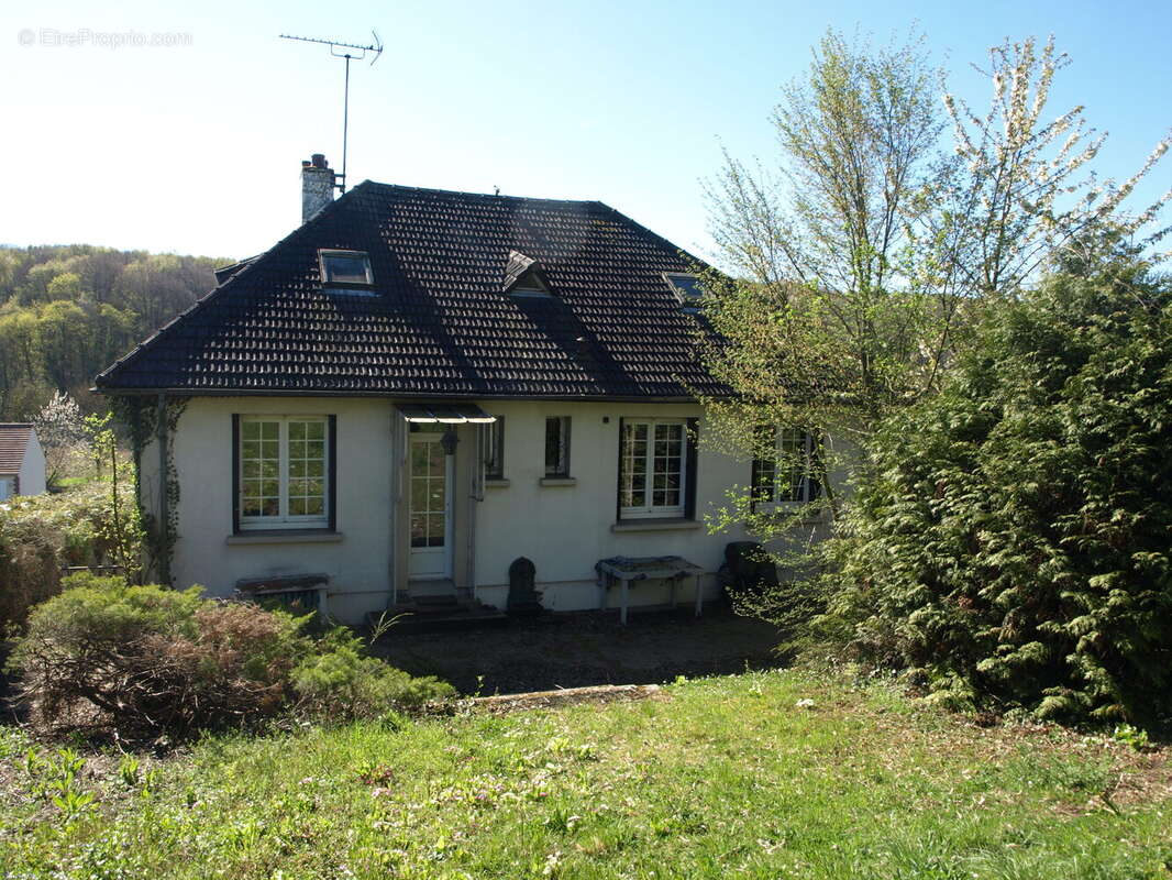 Maison à ALLONNE
