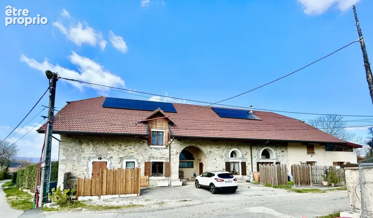Maison de caractère à vendre 10 pièces ALBY SUR CHERAN (74) - photo 3