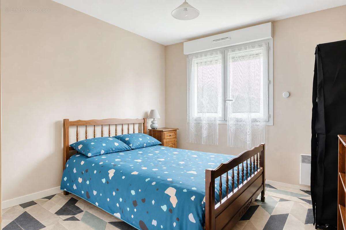 Appartement à VAL-DE-REUIL