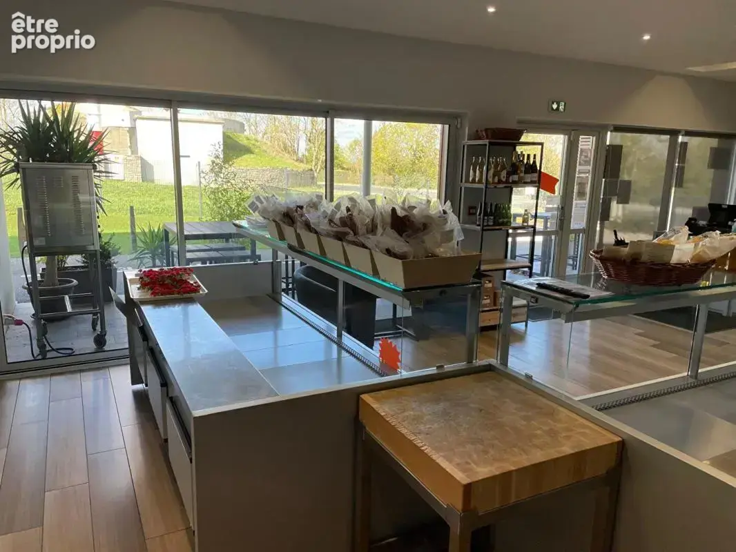 Ensemble immobilier d'exception - Logement type 4 + Activité commerciale - photo 7