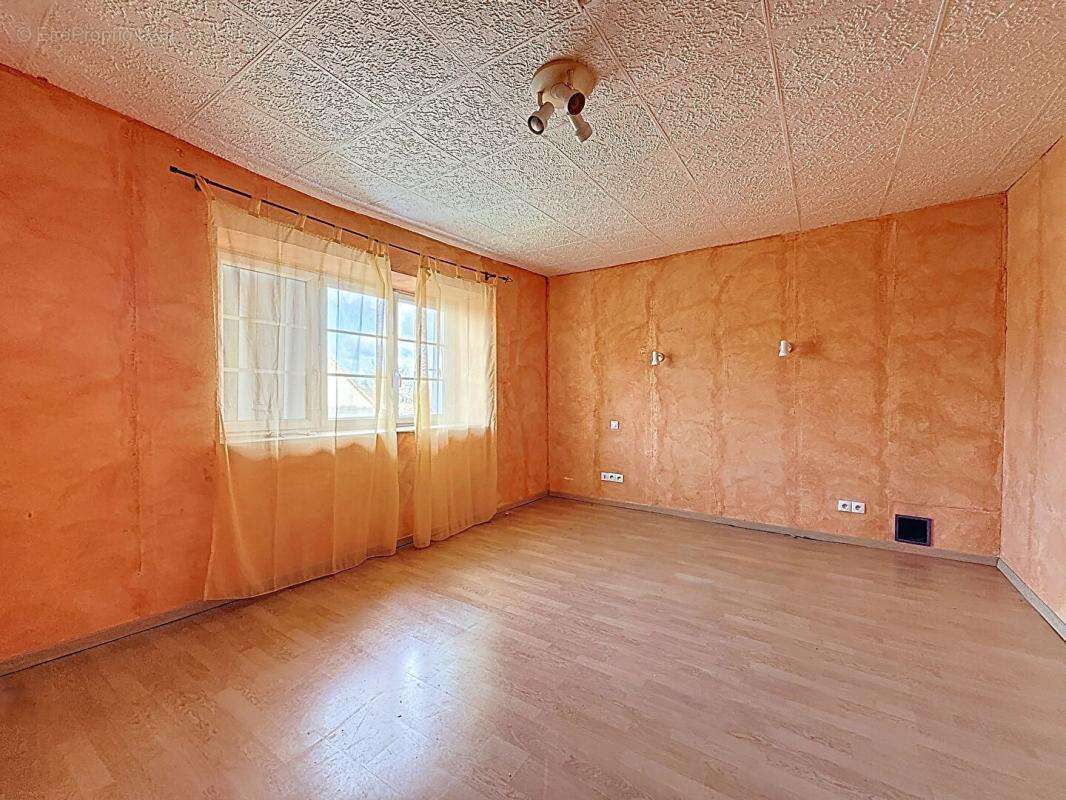 Secteur Bellême, maison de village de 130 m2  avec jardin de 1300 m2 - photo 5