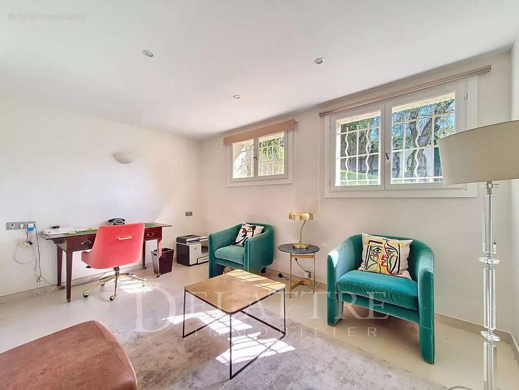 Maison à LE BAR-SUR-LOUP