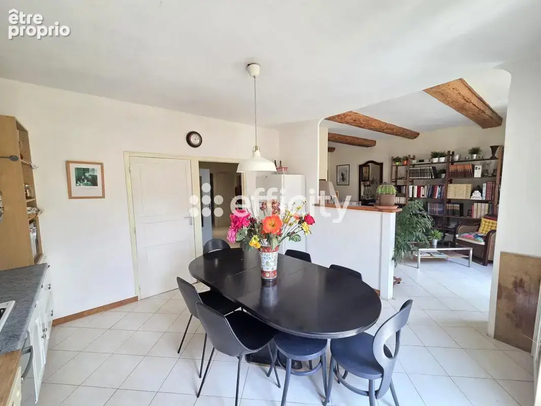 Maison 5 pièces 242 m² à vendre à Saint-Pargoire (34230) - photo 3