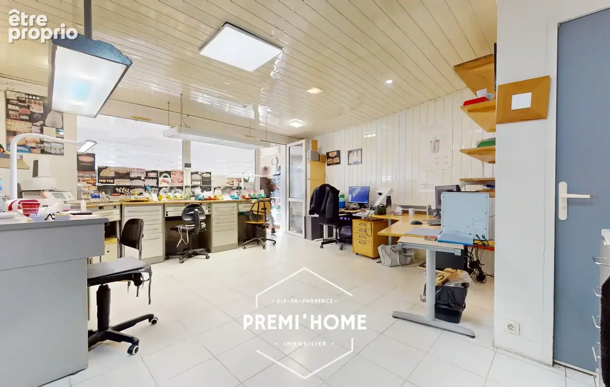 * a vendre local 93m2 quartier axium aix * - photo 3