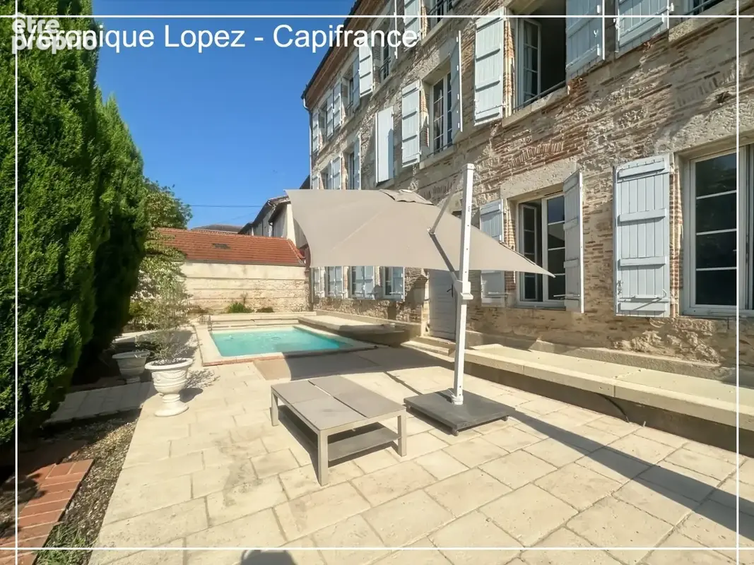 Agen quartier Préfecture, élégante demeure du XIXe siècle de 292 m² avec ascenseur, jardin, garage et piscine - photo 33