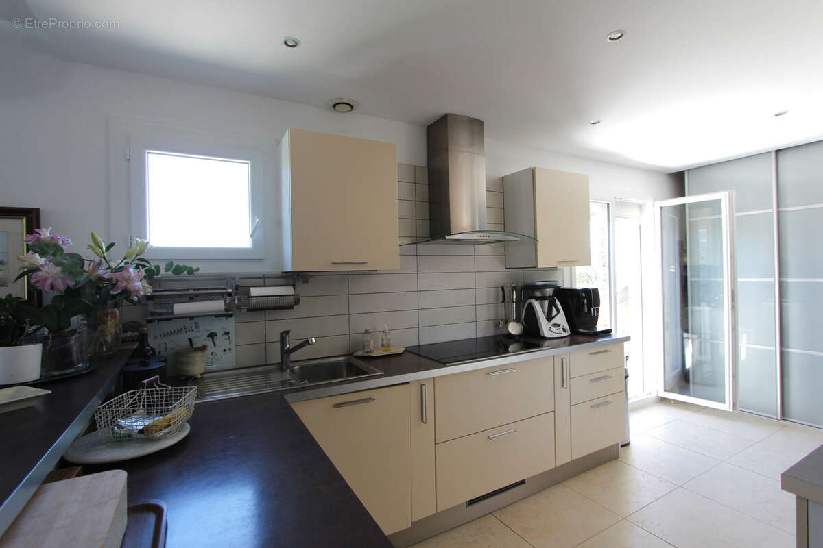 Appartement à LA COLLE-SUR-LOUP