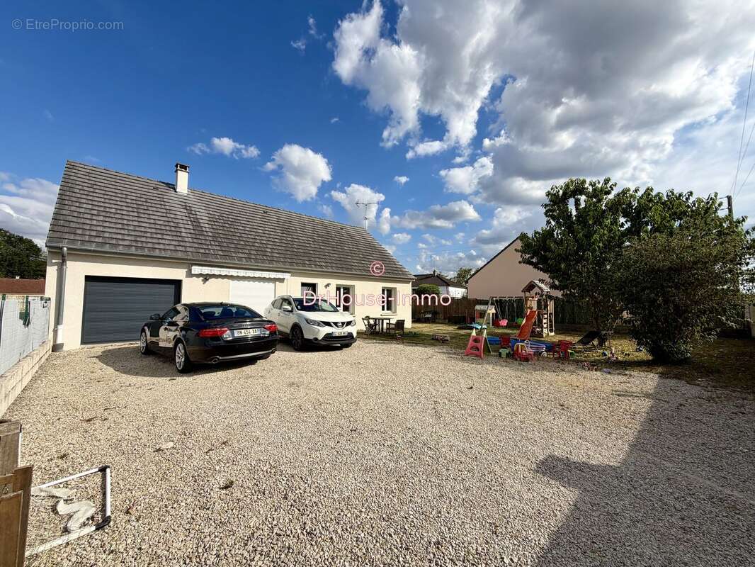 Maison 130 m² à Cepoy  - photo 2