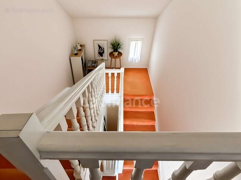 Maison à LE RELECQ-KERHUON