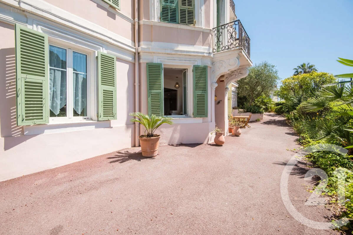 Appartement à NICE