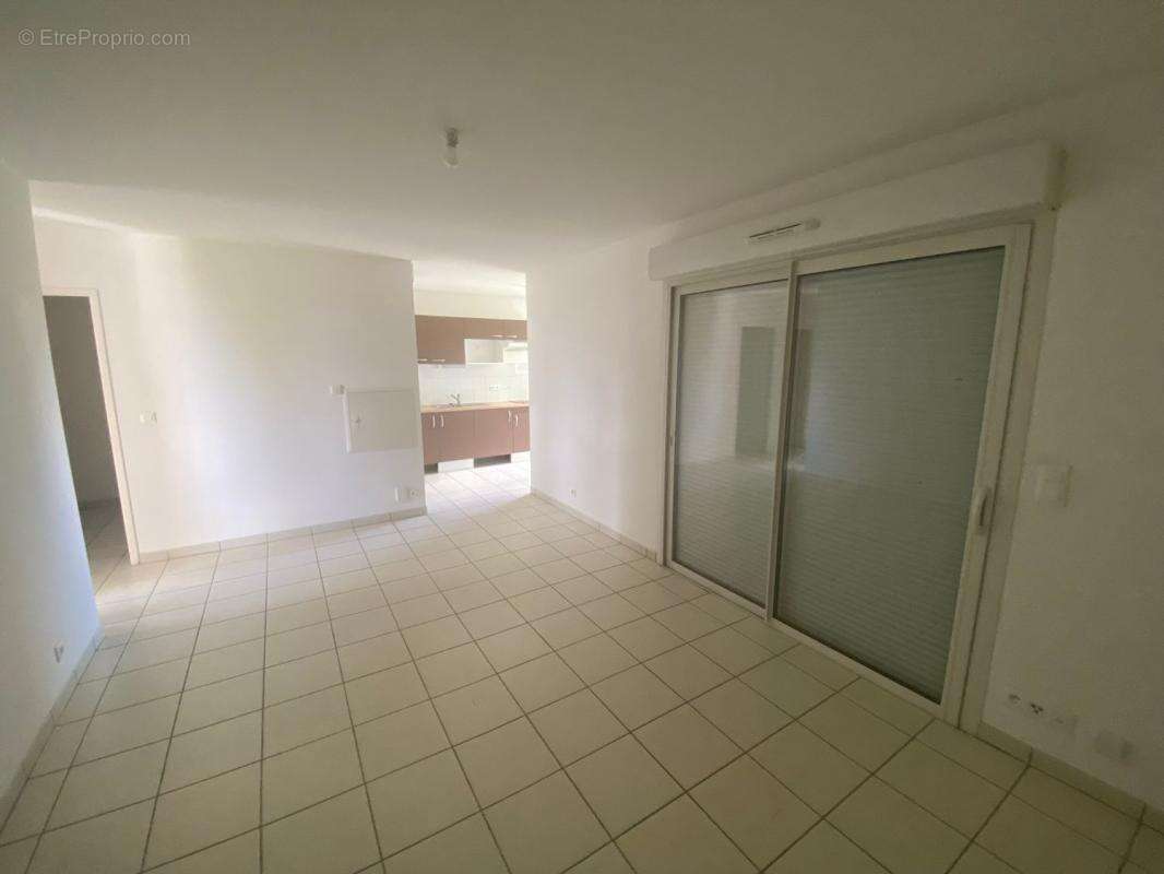 Appartement À Vendre - photo 2
