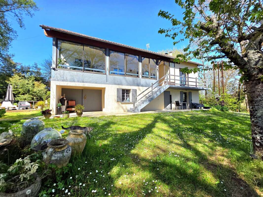 Maison à BEAUMONT-DU-PERIGORD