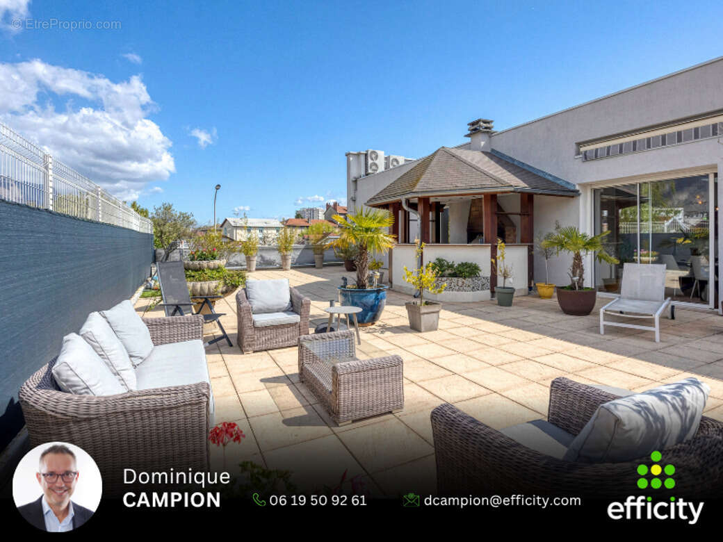 Appartement à SAINT-MARTIN-D'HERES