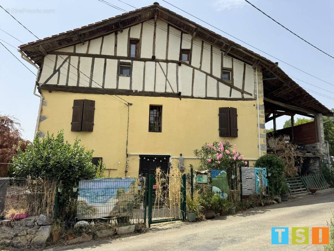 Maison à SALEICH