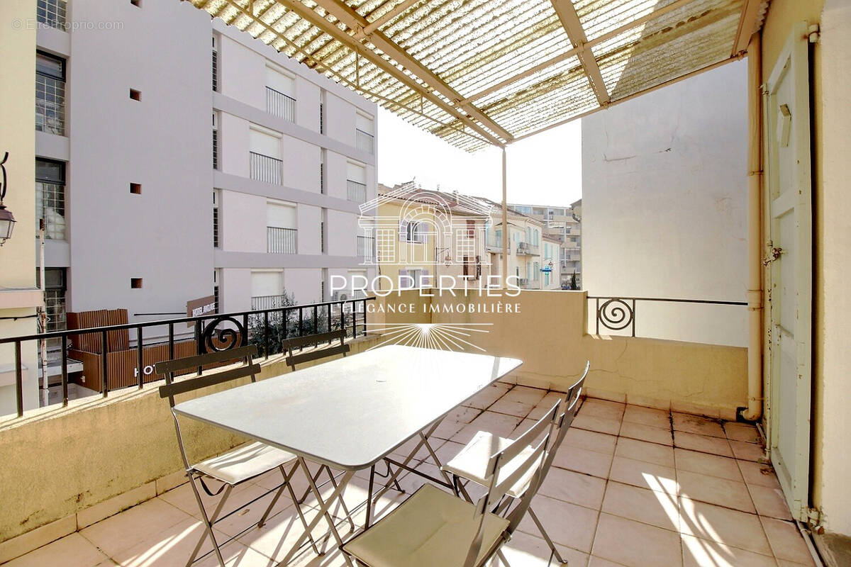 Appartement à LE LAVANDOU