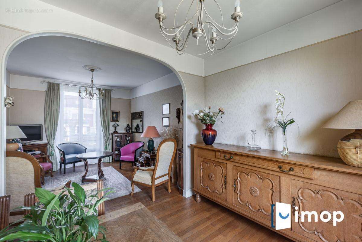 Maison à LAGNY-SUR-MARNE