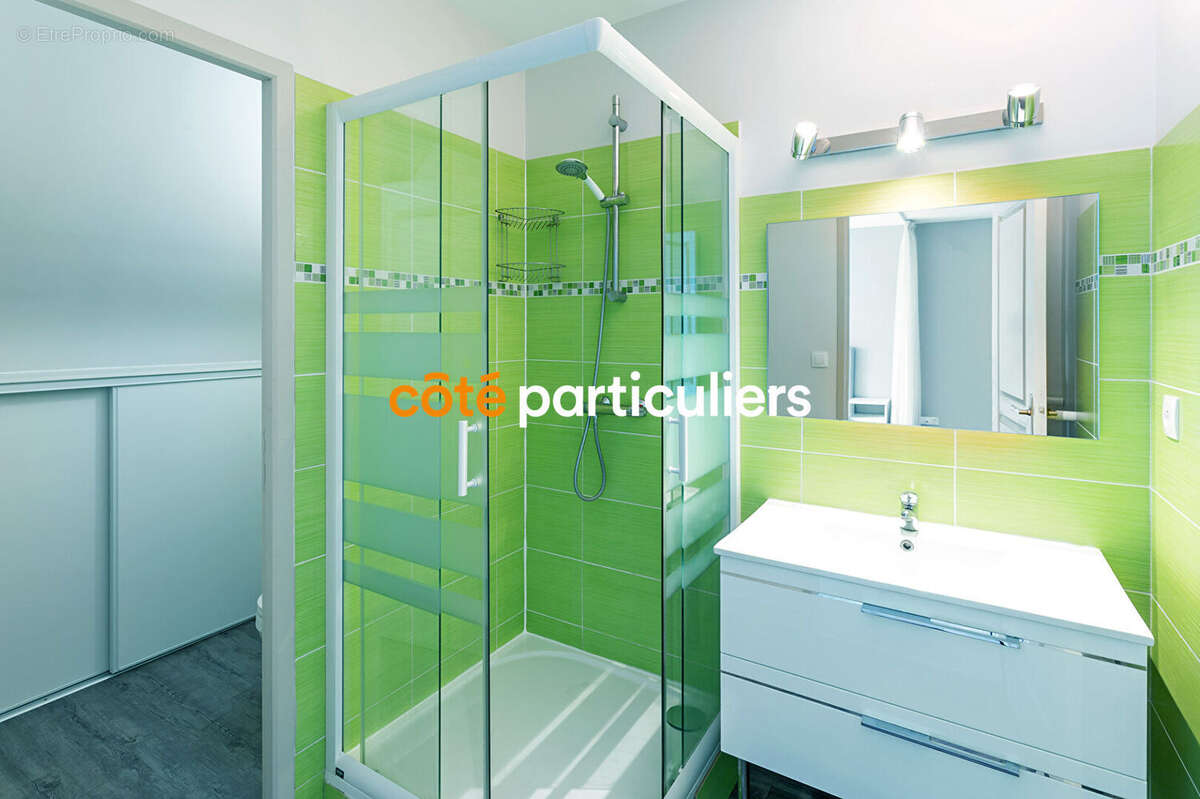 Maison à SAINTE-LUCE-SUR-LOIRE